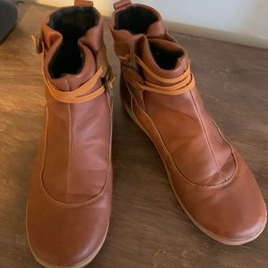 Brown waterproof boots